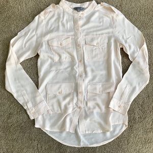 Pastel pink button-up with multiple pockets ✨✨